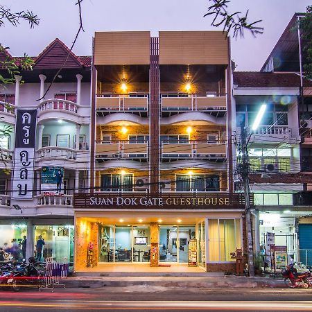 Suan Dok Gate Guesthouse Chiang Mai Exterior photo