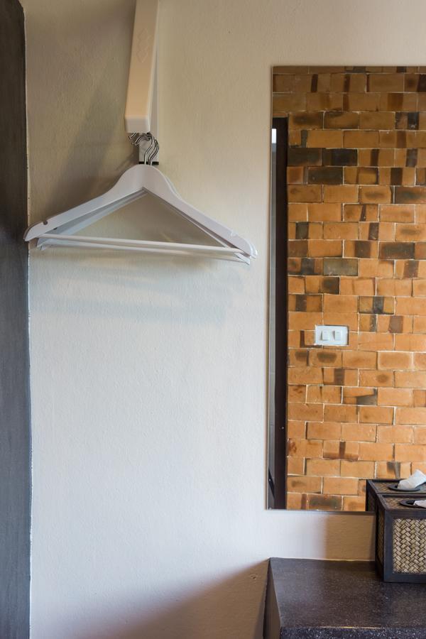 Suan Dok Gate Guesthouse Chiang Mai Exterior photo