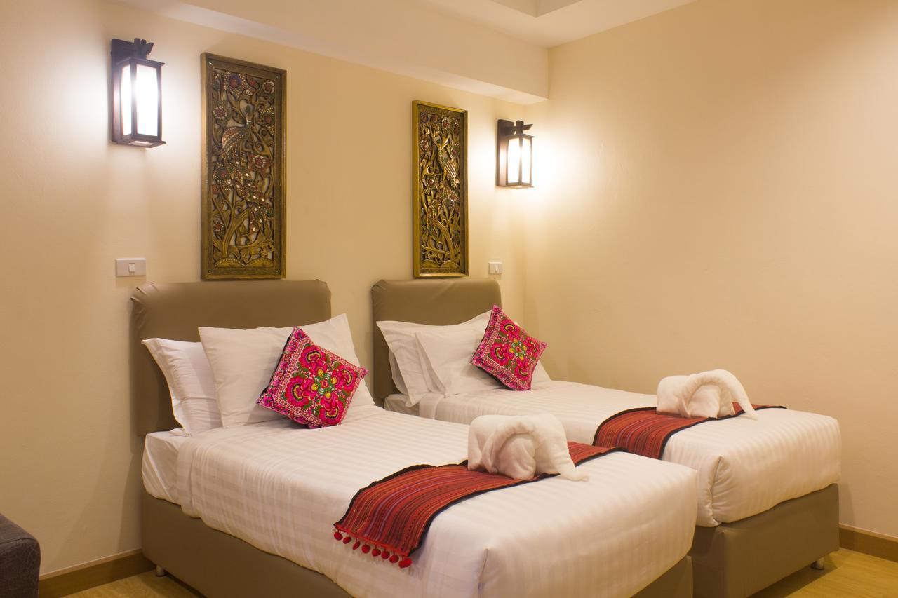 Suan Dok Gate Guesthouse Chiang Mai Exterior photo